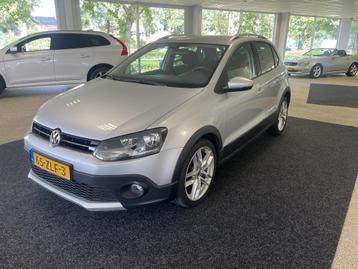 Volkswagen Polo 1.2 TSI Cross (bj 2013) beschikbaar voor biedingen