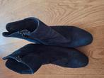 Prachtige blauwe suede enkellaarsjes,  maat 39, Kleding | Dames, Schoenen, Ophalen of Verzenden, Zo goed als nieuw, Blauw