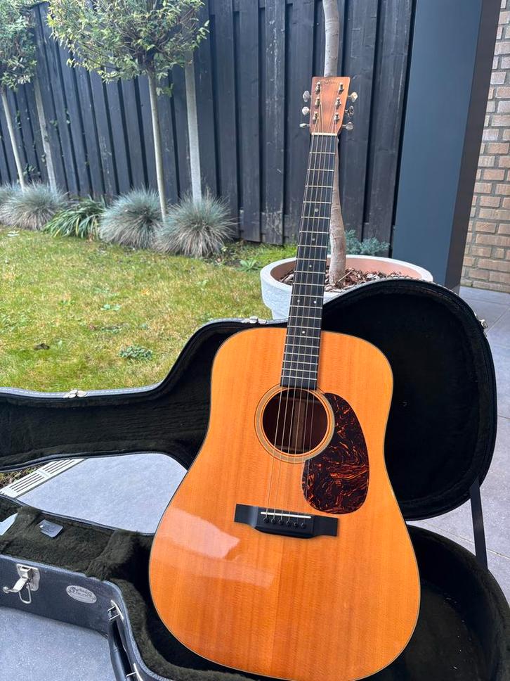 Martin D-18 Akoestische Gitaar, Muziek en Instrumenten, Snaarinstrumenten | Gitaren | Akoestisch, Gebruikt, Western- of Steelstringgitaar