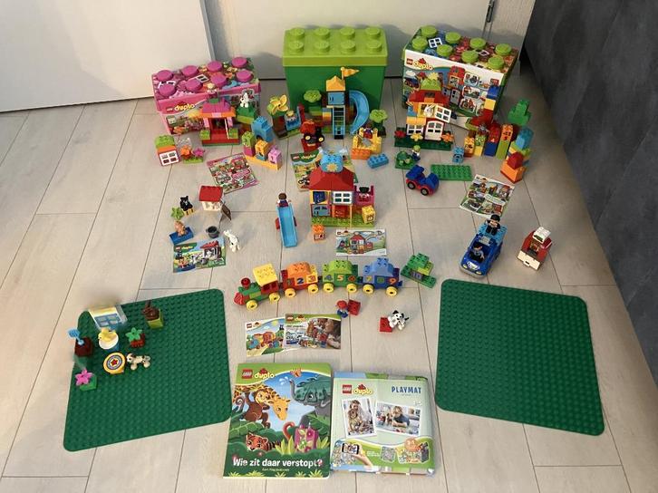 Mega Set Duplo met opbergdozen Bouwplaten, Kinderen en Baby's, Speelgoed | Duplo en Lego, Zo goed als nieuw, Duplo, Ophalen of Verzenden