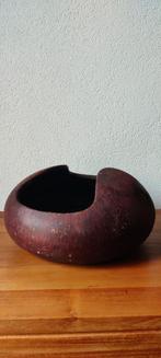 Aardewerk pot aparte vorm, Antiek en Kunst, Ophalen