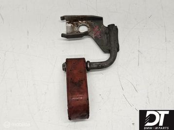 Uitlaatsteun links BMW M3 E90 E92 E93 18207841080 beschikbaar voor biedingen