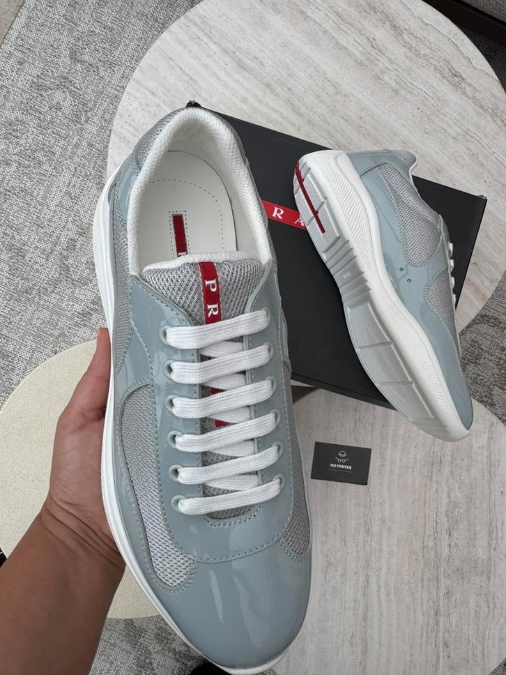 Prada Cups Grijs, Kleding | Heren, Schoenen, Zo goed als nieuw, Sneakers of Gympen, Overige kleuren, Ophalen of Verzenden