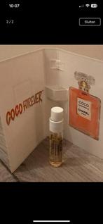 Chanel coco mademoiselle eau de parfum intense spray 1,5 ml, Ophalen of Verzenden, Nieuw