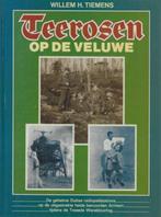 Willem H Tiemens: Teerosen op de Veluwe  (WO II), Boeken, Ophalen of Verzenden, Tweede Wereldoorlog, Zo goed als nieuw, Overige onderwerpen