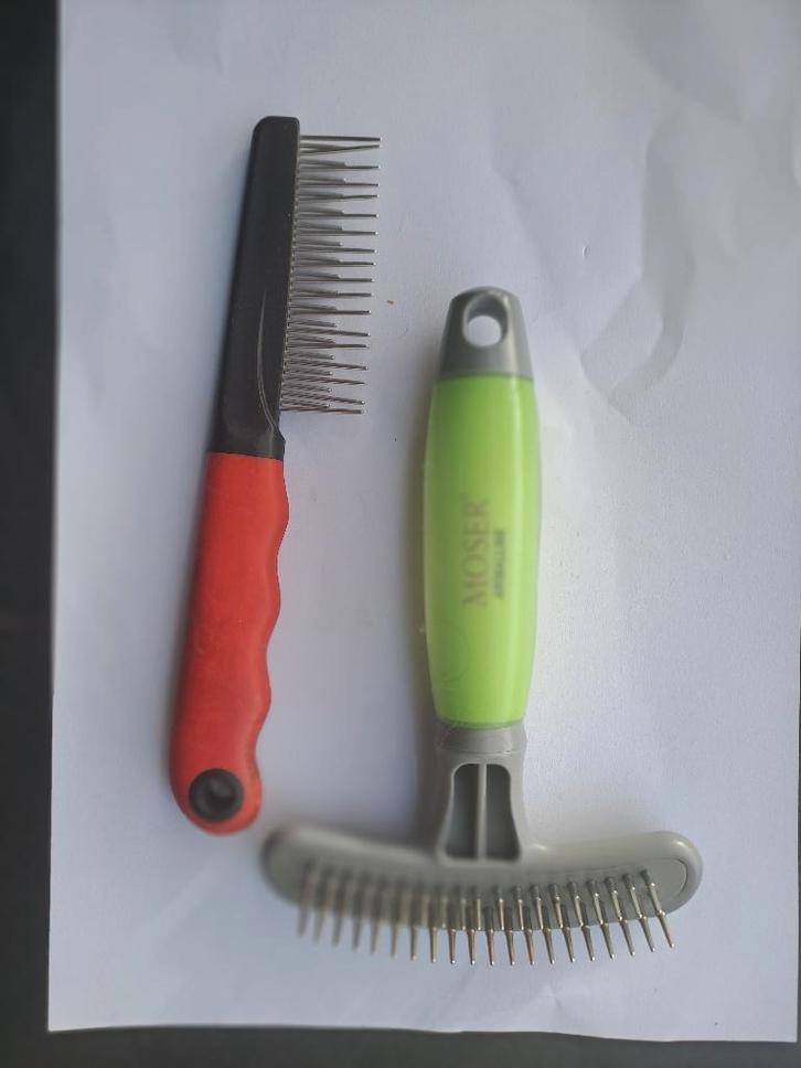 Honden borstel en kam, Dieren en Toebehoren, Honden-accessoires, Zo goed als nieuw, Ophalen