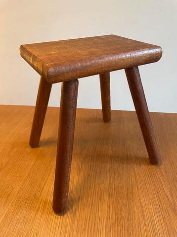 Vintage melkkrukje plantentafel plantenkruk - hout design beschikbaar voor biedingen