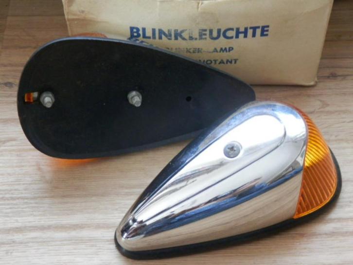 Knipperlichten voor op spatbord VW Kever na 1967, NOS., Auto-onderdelen, Verlichting, Oldtimer onderdelen, Overige automerken