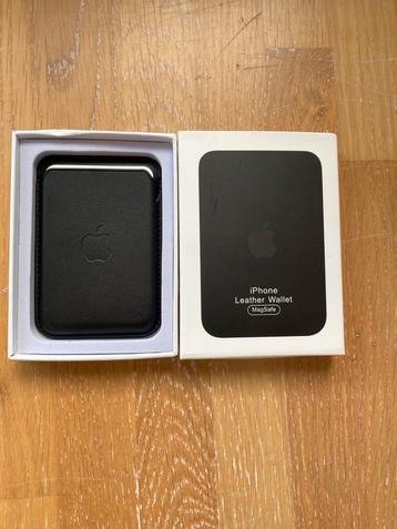Apple magsafe wallet zwart en donkerblauw beschikbaar voor biedingen