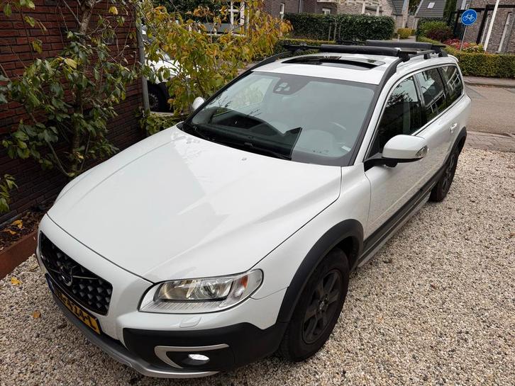 Volvo XC70 2.0 D4 133KW 2015 Wit, Auto's, Volvo, Particulier, XC70, Diesel, B, Stationwagon, Handgeschakeld, Geïmporteerd, Wit