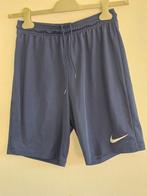 Nike heren korte Sportbroek - Maat M, Kleding | Heren, Sportkleding, Fitness, Nike, Ophalen of Verzenden, Gedragen