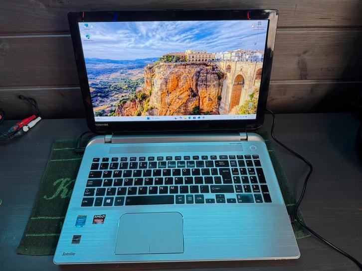 Mooie Toshiba laptop S50-B-13E, Computers en Software, Windows Laptops, Gebruikt, 15 inch, HDD, 2 tot 3 Ghz, 16 GB, Qwerty, Gaming