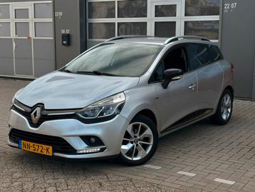 Renault Clio 0.9 TCE 90 Estate 2017 Grijs beschikbaar voor biedingen
