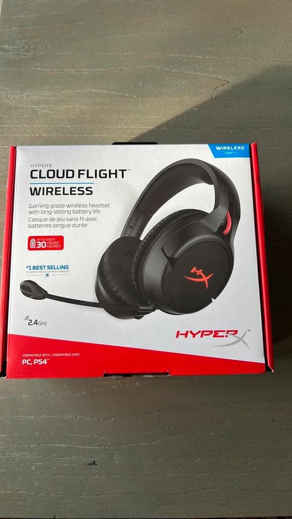 Nieuw: Hyperx Cloud Flight wireless headset, Computers en Software, Headsets, Zo goed als nieuw, Gaming headset, Ophalen of Verzenden