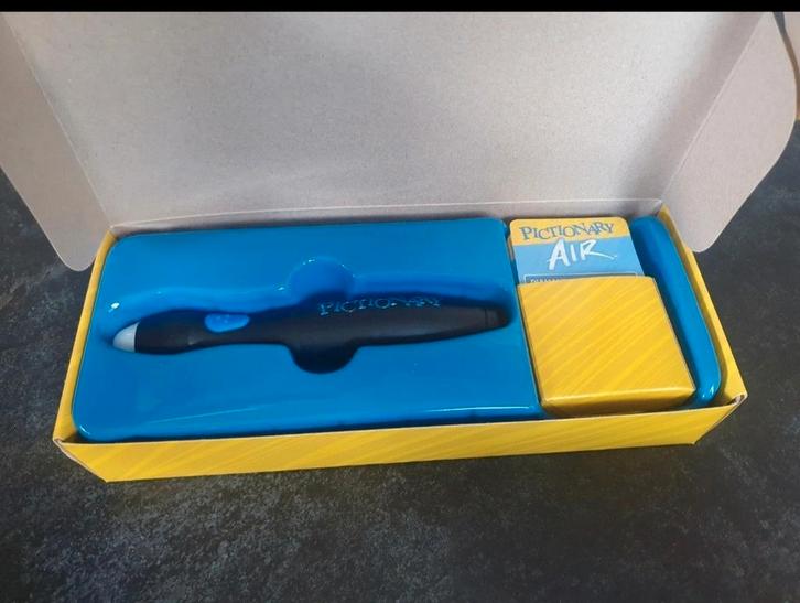 Pictionary air, Met app, Hobby en Vrije tijd, Gezelschapsspellen | Overige, Zo goed als nieuw, Ophalen of Verzenden