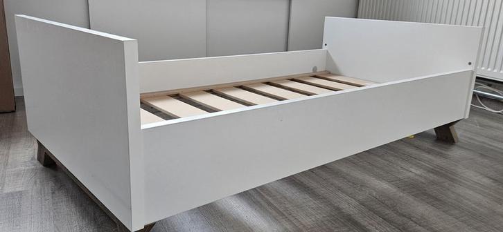Peuterledikant 70  140 – ombouwbaar tot peuterbed, Kinderen en Baby's, Kinderkamer | Bedden, Zo goed als nieuw, 140 tot 160 cm