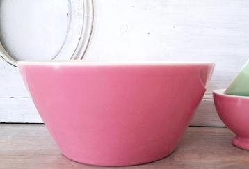 Pastel Boch Keralux Vedette roze schaal beschikbaar voor biedingen