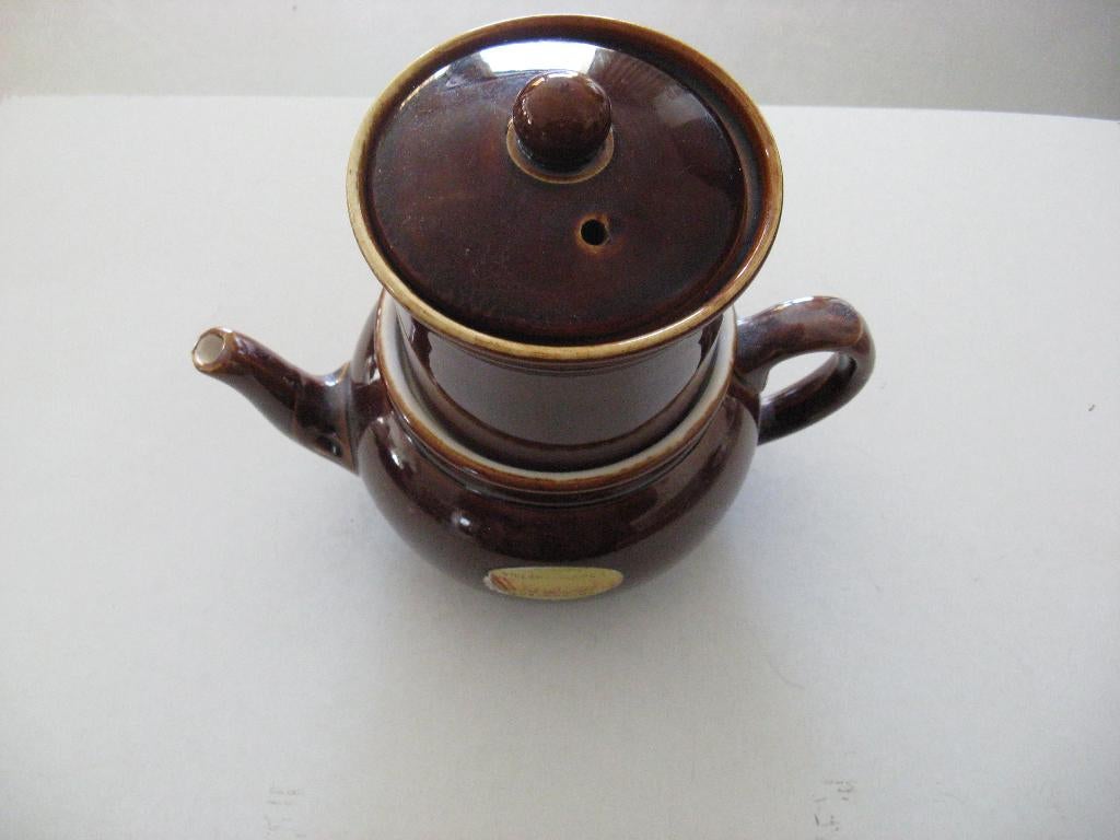 Bruin koffiepotje met complete filter nieuw ., Ophalen of Verzenden, Nieuw