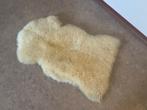 schapenvacht vloerkleed 100% wol crème, Huis en Inrichting, Ophalen, 50 tot 100 cm, 50 tot 100 cm, Zo goed als nieuw