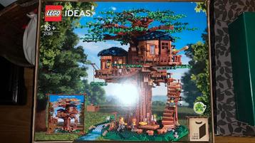 Lego Treehouse boomhut 21318. NIEUW IN DOOS beschikbaar voor biedingen