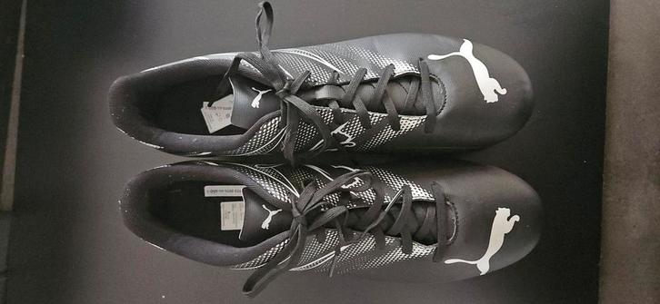 Voetbalschoenen Puma 46, Kleding | Heren, Schoenen, Zo goed als nieuw, Sportschoenen, Zwart, Ophalen of Verzenden