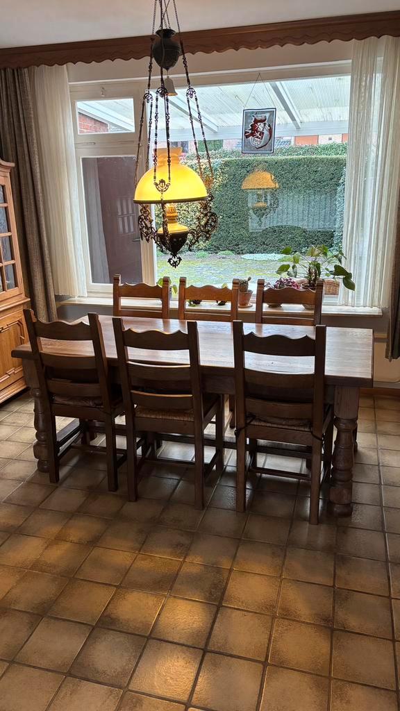 Eiken houten tafel met 6 stoelen, Huis en Inrichting, Complete eetkamers, Zo goed als nieuw, 4 tot 6 stoelen, Ophalen of Verzenden