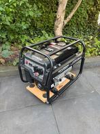 HYUNDAI HPG3800 Generator 230V, Doe-het-zelf en Verbouw, Gereedschap | Overige machines, Ophalen, Zo goed als nieuw
