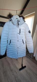 Nieuwe Superdry jas, Maat 38/40 (M), Superdry, Wit, Ophalen of Verzenden