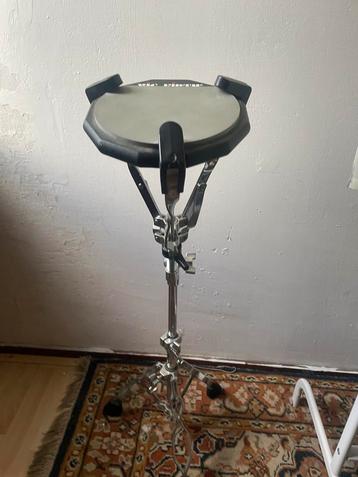 Vic Firth oefenpad + Gibraltar statief beschikbaar voor biedingen