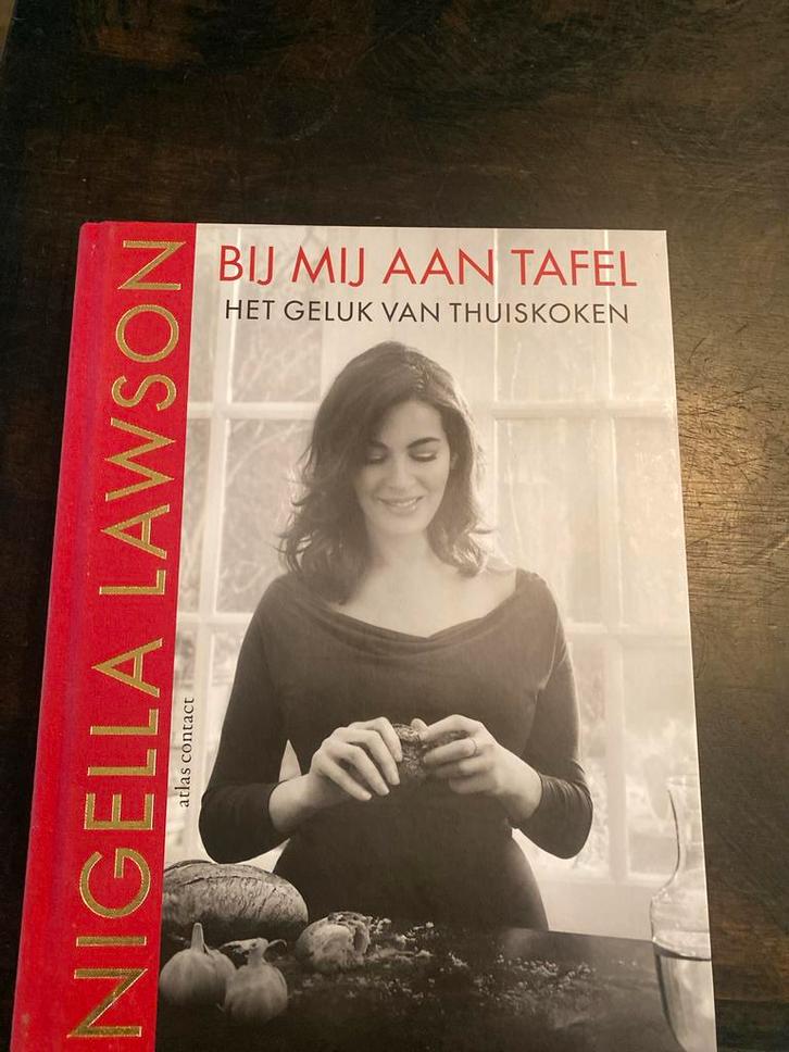 Nigella Lawson Kookboek, Boeken, Kookboeken, Zo goed als nieuw, Voorgerechten en Soepen, Europa, Ophalen of Verzenden