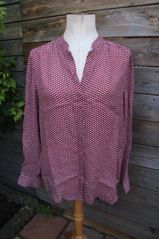 Blouse wijnrood/ wit Massimo Dutti mt 42 transp. Vaste prijs, Kleding | Dames, Blouses en Tunieken, Zo goed als nieuw, Maat 42/44 (L)