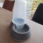 Drinkbakje met houder voor water, Ophalen, Zo goed als nieuw
