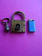 OUD ANTIEK HANGSLOT GASUNIE  SLOT SLOTEN SLEUTEL HANGSLOTEN, Antiek en Kunst, Ophalen of Verzenden