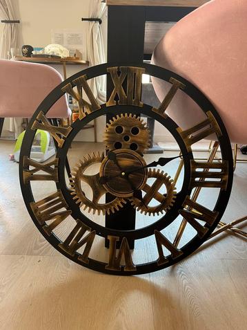 Wandklok industrieel goud zwart 60cm nieuw beschikbaar voor biedingen