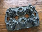Nordic Ware Castle Cakelet, Ophalen of Verzenden, Zo goed als nieuw, Taarten, Bakvorm