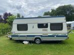Fendt Saphir 470, Caravans en Kamperen, Caravans, Omvormbare zithoek, Rondzit, Kachel, Particulier