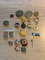 22 gedenk penningen en speltjes, Verzenden, Overige onderwerpen