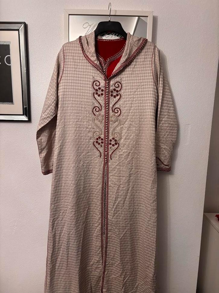 2-delige Djellaba Set, Kleding | Dames, Gelegenheidskleding, Zo goed als nieuw, Overige typen, Maat 38/40 (M), Beige, Ophalen of Verzenden