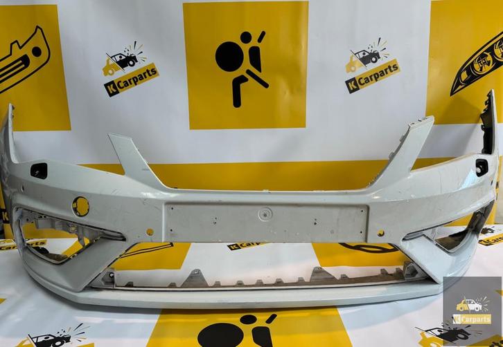 Bumper Seat Leon 5F FR Facelift Voorbumper KLS PDC 5F0807217, Auto-onderdelen, Carrosserie en Plaatwerk, Bumper, Seat, Voor, Gebruikt