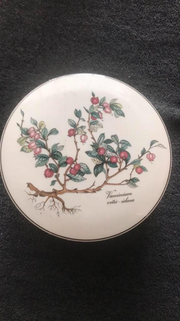 Dekseldoos - Villeroy & Boch Botanica, Antiek en Kunst, Antiek | Porselein, Ophalen of Verzenden