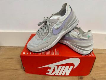 Nike Waffle One Women Vrouwen Sneakers Gympen, Size 39, New beschikbaar voor biedingen