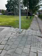 Te Koop : Stevig Gaas Paneel Metaal ijzer 2x Vierkant Gaas, Ophalen, Gebruikt, Minder dan 10 meter