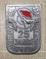 Speld DDR (Oost-Duitsland) - 25 Jahre Kampfgruppen der Arbei, Ophalen of Verzenden, Landmacht, Duitsland, Embleem of Badge