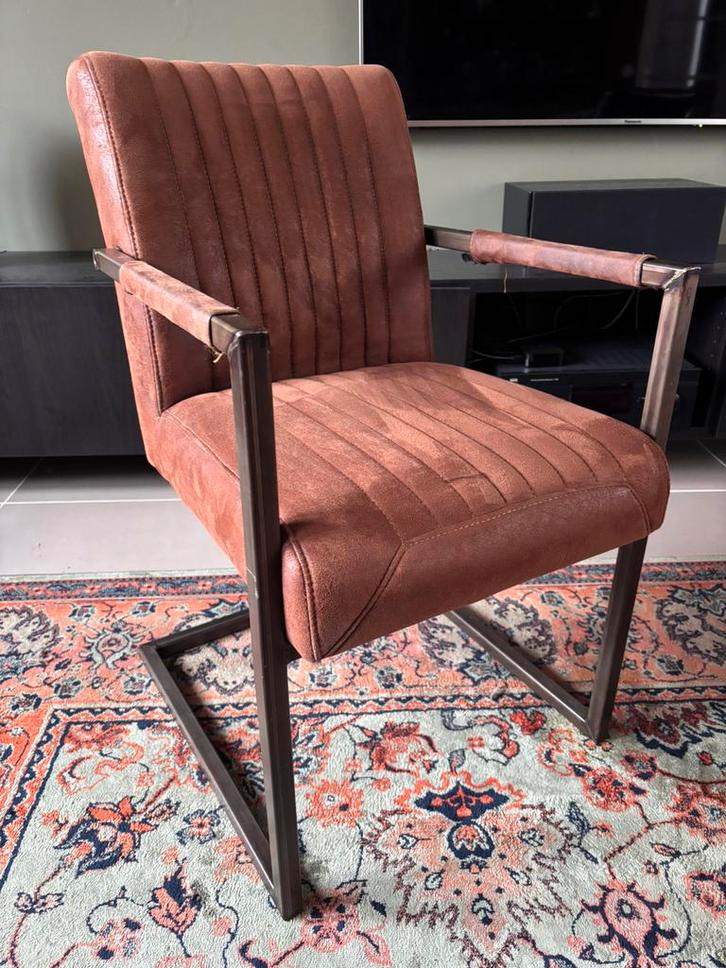 3 lederen/suede stoelen, Huis en Inrichting, Fauteuils, Zo goed als nieuw, 50 tot 75 cm, Minder dan 75 cm, Ophalen