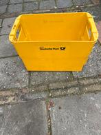 Gele Deutsche Post krat, Ophalen, Materiaal