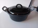 Gietijzeren pan, made in France, doorsnede 20 cm, Huis en Inrichting, Keuken | Potten en Pannen, Ophalen of Verzenden, Gietijzer
