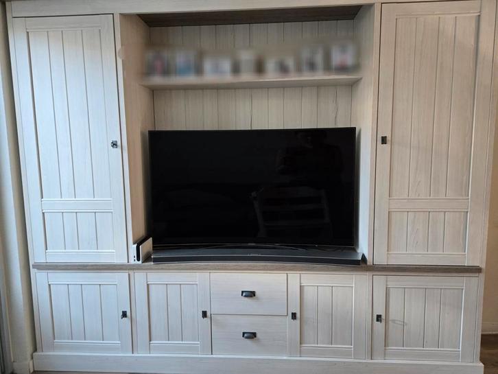 Complete set ProfijtMeubel: wandmeubel, eettafel& salontafel, Huis en Inrichting, Complete inboedels, Ophalen