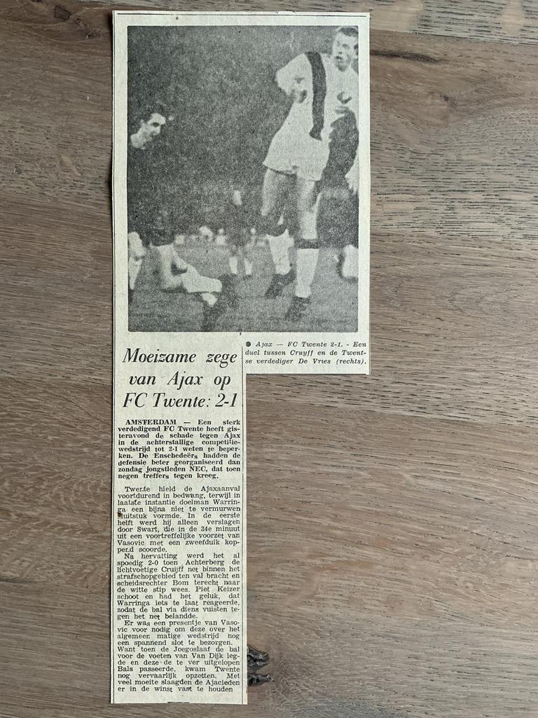 Voetbal krantenartikel Ajax FC Twente november 1967 Cruijff, Ophalen of Verzenden, Knipsel(s)