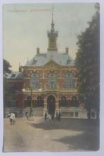 Ansichtkaart - Apeldoorn - Gemeentehuis (1913), Verzamelen, Gelopen, Gelderland, Voor 1920, Verzenden