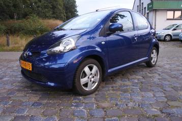 Toyota Aygo 1.0-12V 5 drs nw apk 1-8-2026 188 dkm div exstra beschikbaar voor biedingen